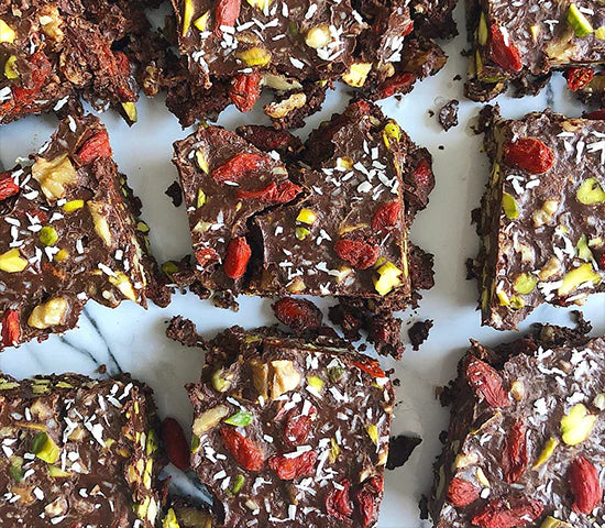 Goji Pistachio Chocolate Bars Recipe