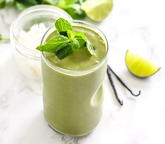 Low-Sugar Coconut Matcha Mojito Smoothie Recipe
