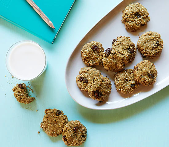 Plate of superfood oatmeal cookies made with Navitas Organics Hemp Seed & Chia Powder.