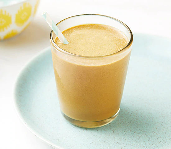 Spicy chocolate workout recovery smoothie made with Navitas Organics Cacao Powder