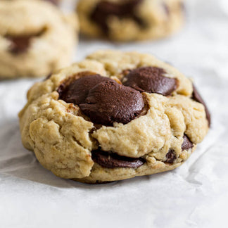 Semi-sweet Cacao Wafers lifestyle image