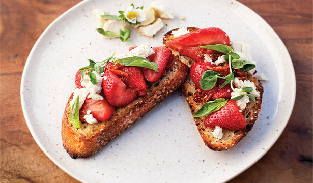 Strawberry Balsamic Crostini Recipe