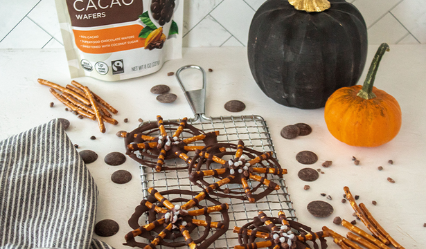 Chocolate Pretzel Spider Webs Recipe
