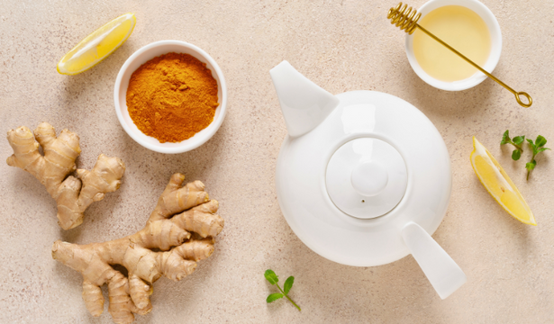 Managing Diabetes with Turmeric Tea: Benefits and Considerations