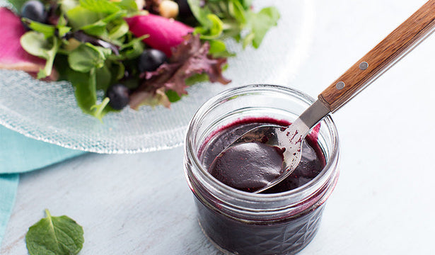 What's the Difference Between Acai and Maqui Berry Powder?
