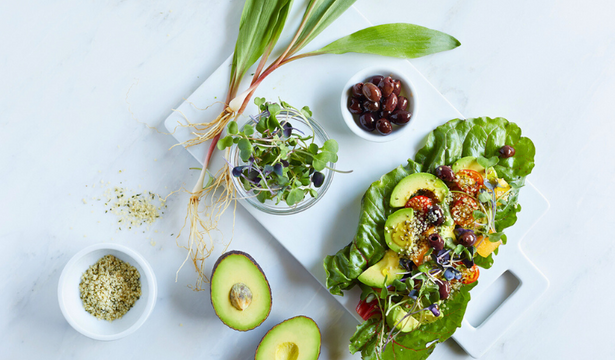 3 Superfoods That Help You Reach Your Daily Protein Goals